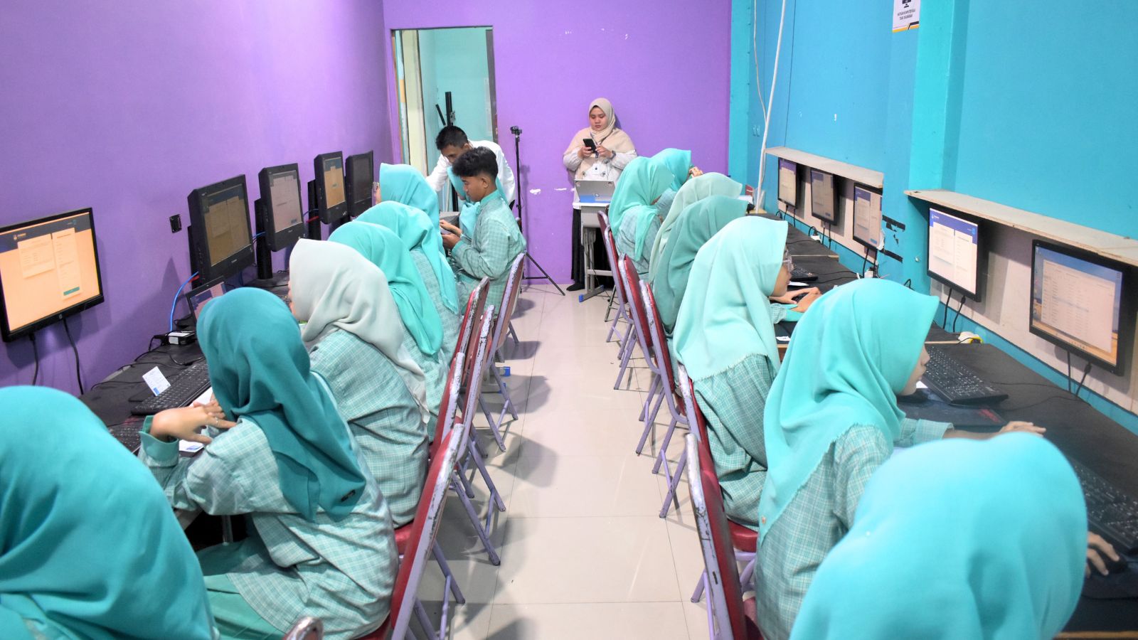 SMK Bhakti Insani Gelar Tes Kemampuan Akademik (TKA) untuk Siswa/i Kelas XII