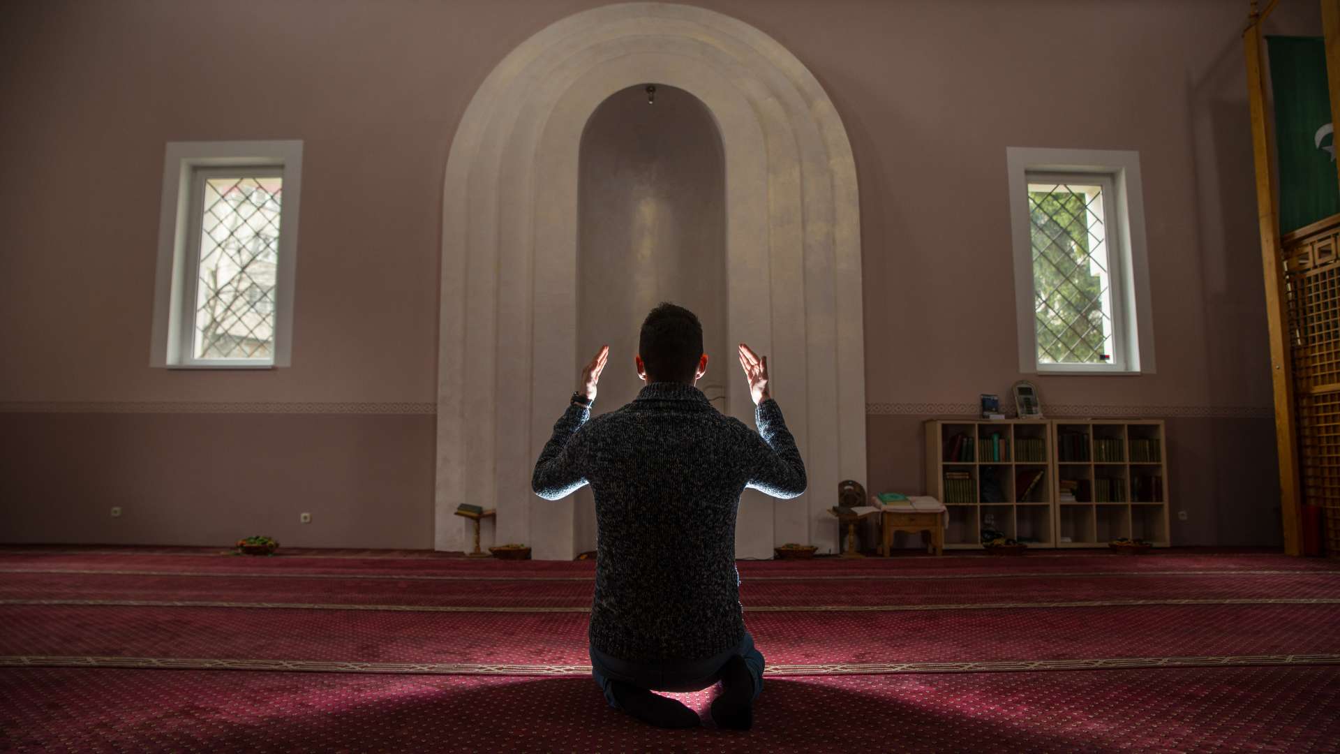 Menjemput Lailatul Qadr (Bagian 3) Cintailah Dirimu dengan Cara Bertaubat