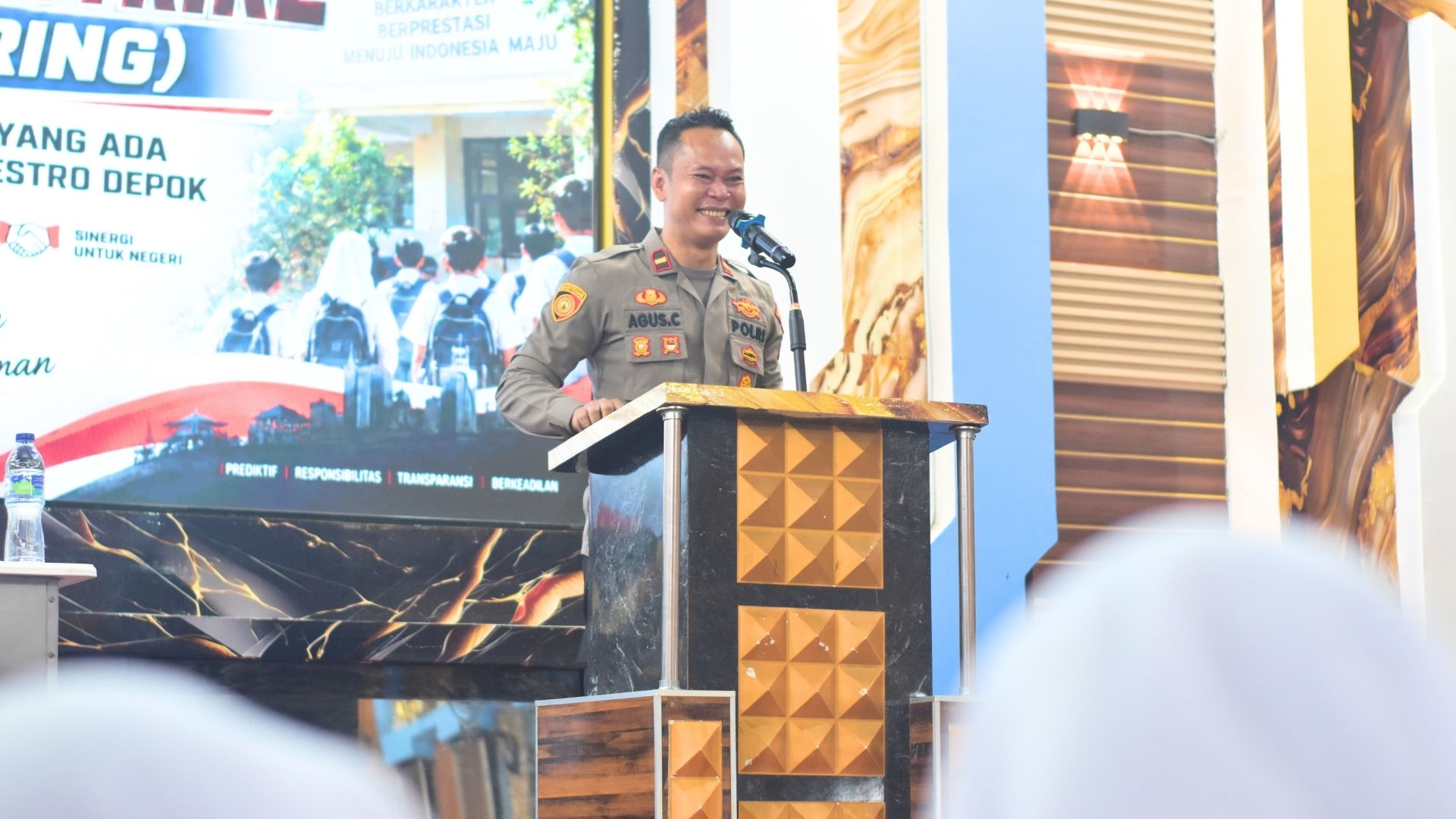 Jaga Keamanan Lingkungan Pendidikan, Polres Metro Depok Lakukan Monitoring di SMK Kesehatan Bhakti Insani