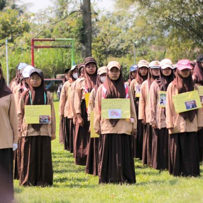 Mengukir Jiwa Kepemimpinan di Wisata Alam Candali