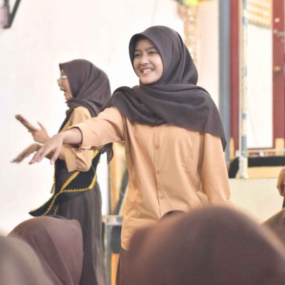 Edukasi Stunting, Anti-Bullying, dan Hubungan Sehat bersama Duta Genre Cipayung