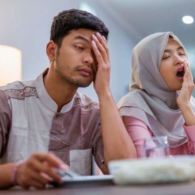 Bahaya Rasa Kenyang bagi Hati
