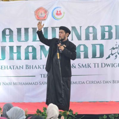 Teladani Rasulullah, SMK Bhakti Insani Gelar Maulid Nabi