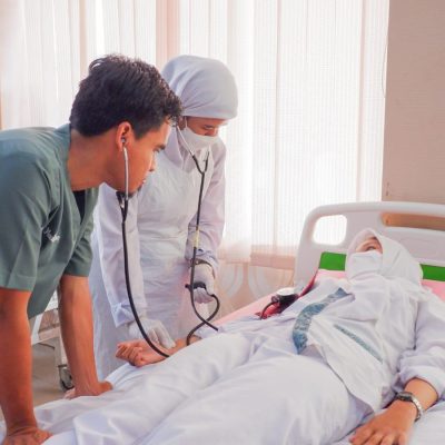 Membangun Generasi Perawat Berkualitas melalui Uji Kompetensi Keahlian Keperawatan Tahap 1